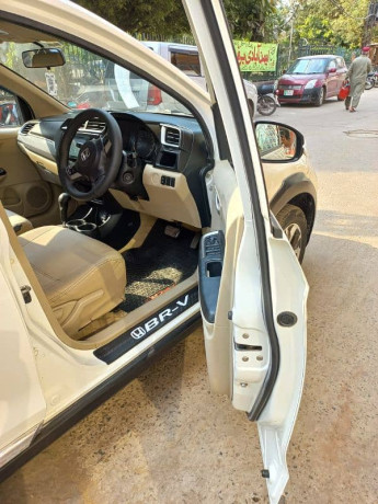 honda-br-v-s-2018-bumper-to-bumper-genuine-big-5