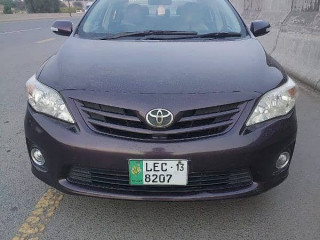 toyota-corolla-gli-2013