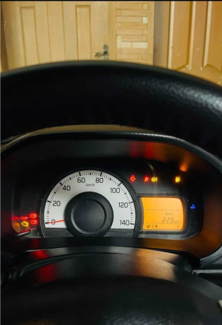 suzuki-alto-vxr-big-3