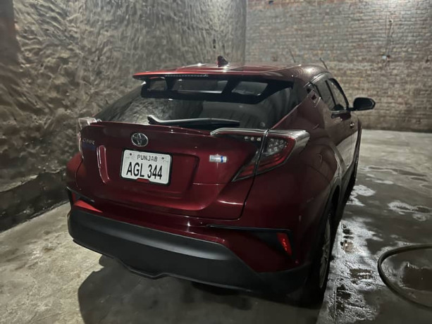 toyota-c-hr-g-led-big-1