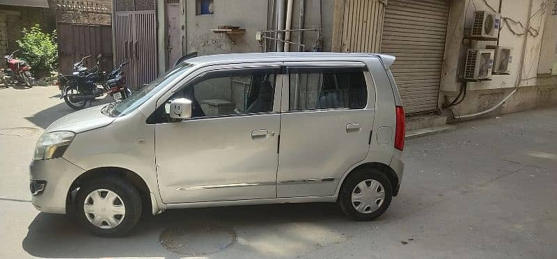 suzuki-wagon-r-2018-model-big-4