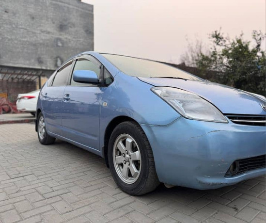 toyota-prius-200713-big-6