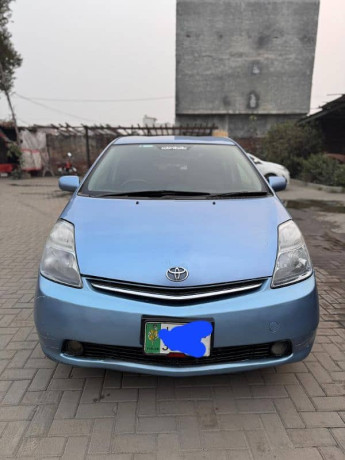 toyota-prius-200713-big-5