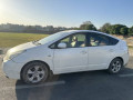toyota-prius-g-touring-selection-leather-package-small-3