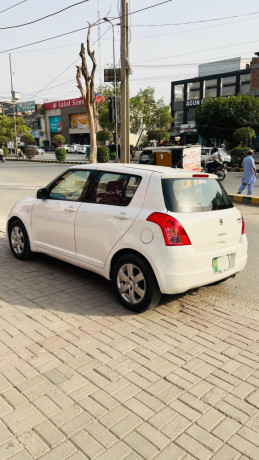 swift-2017-dlx-big-3