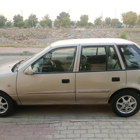 suzuki-cultus-2016-model-big-3