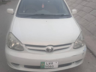 toyota-platz-04-auto