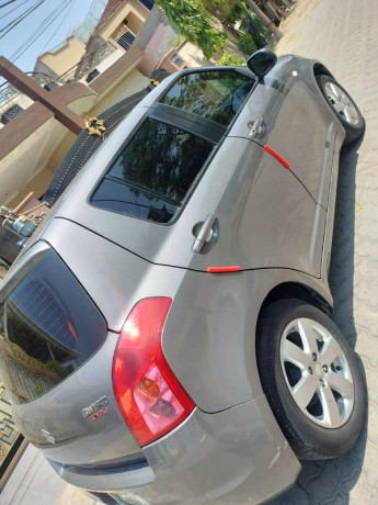 suzuki-swift-2015-03004646721-big-7