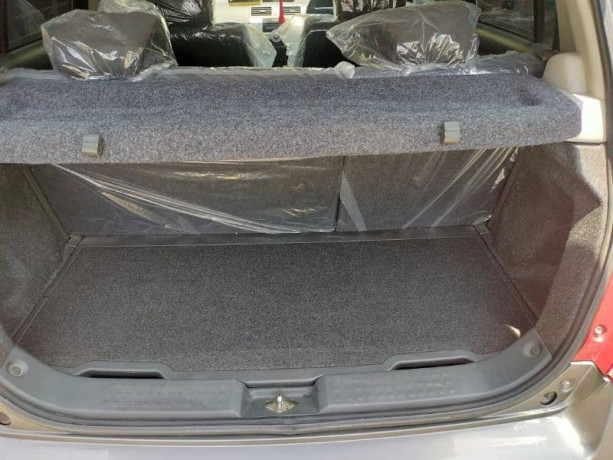 suzuki-swift-2015-03004646721-big-11