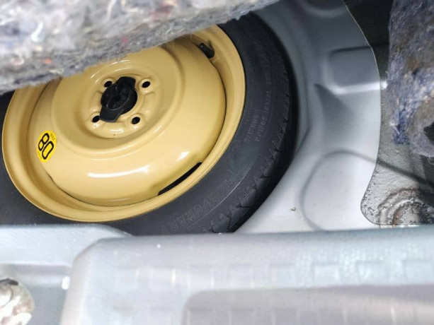 suzuki-swift-2015-03004646721-big-14
