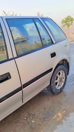 suzuki-cultus-vxli-2010-big-9