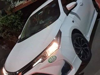 toyota-corolla-altis