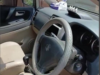 suzuki-liana-2006
