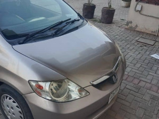 honda-city-vario-2005-neat-and-clean-condition