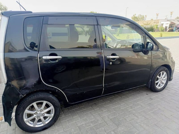 daihatsu-move-2010-big-8