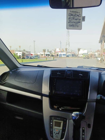 daihatsu-move-2010-big-2