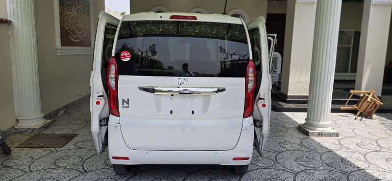 honda-n-box-2022-big-8