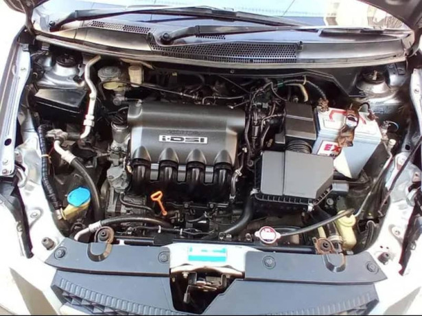 honda-city-idsi-2006-big-11