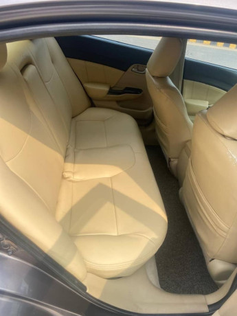 honda-civic-vti-oriel-2013-big-7