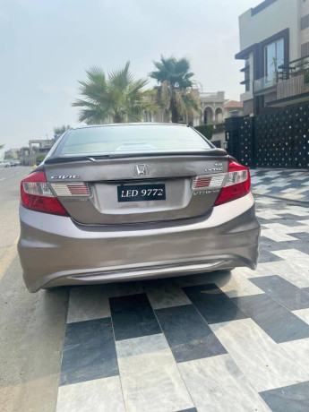 honda-civic-vti-oriel-2013-big-3
