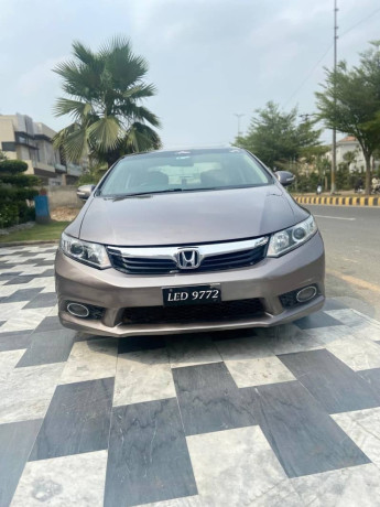 honda-civic-vti-oriel-2013-big-5