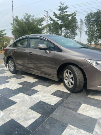 honda-civic-vti-oriel-2013-big-2