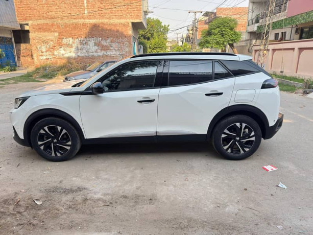 peugeot-2008-allure-2022-big-1