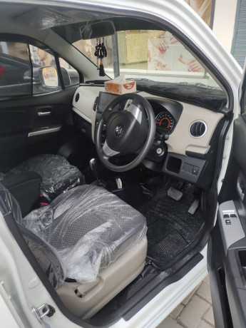 wagon-r-ags-automatic-3000km-driven-big-2