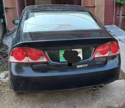 honda-civic-reborn-vti-2007-reg-08-original-condition-on-my-name-big-2