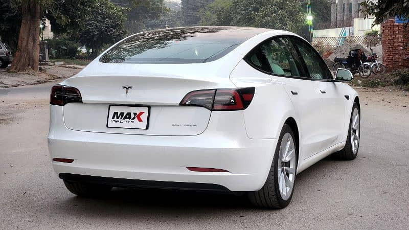 tesla-model-3-dual-motor-long-range-much-better-than-sonata-crown-big-3
