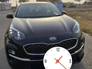 kia-sportage-2021-model-fwd-well-maintained