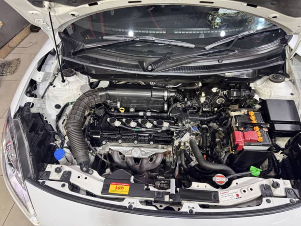 suzuki-swift-glx-cvt-big-1