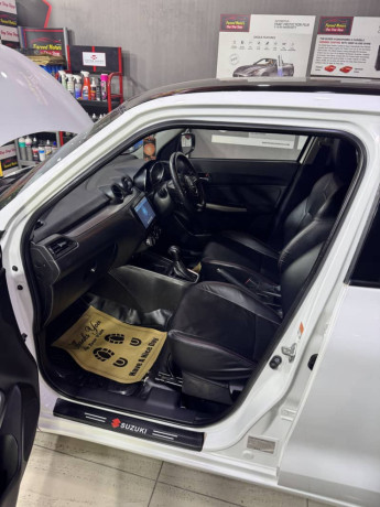 suzuki-swift-glx-cvt-big-8