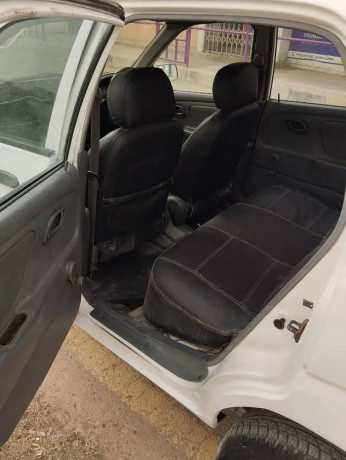suzuki-alto-vxr-2007-big-7