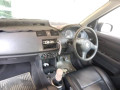 suzuki-swift-2011-small-3