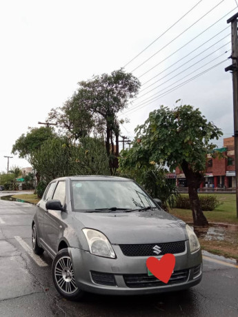 suzuki-swift-2011-big-0