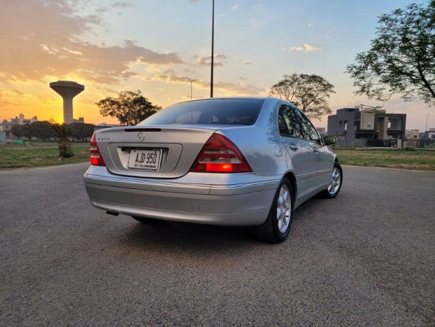 mercedes-c-class-20022018-protocol-car-big-2