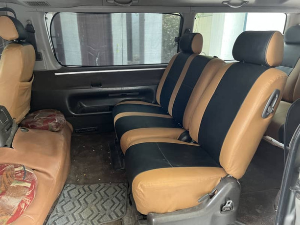 toyota-hiace-super-custom-in-excellent-condition-big-2