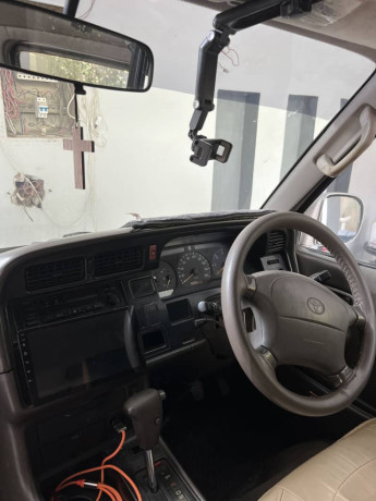 toyota-hiace-super-custom-in-excellent-condition-big-6