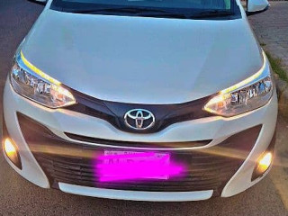 toyota-yaris-2022
