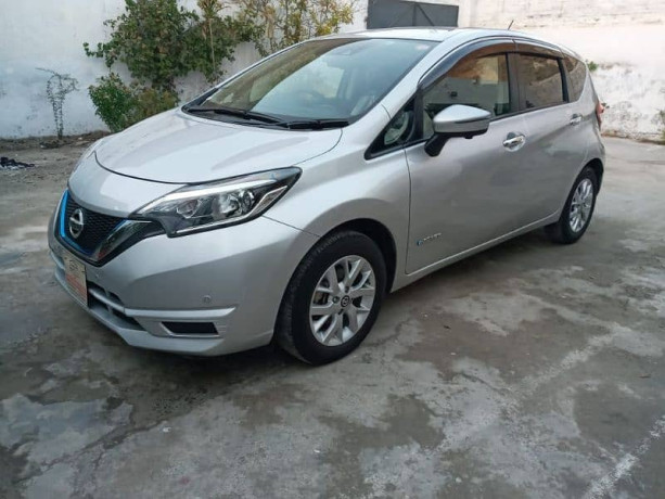 nissan-note-e-power-2019-big-8