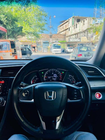 honda-civic-vti-oriel-2018-big-6