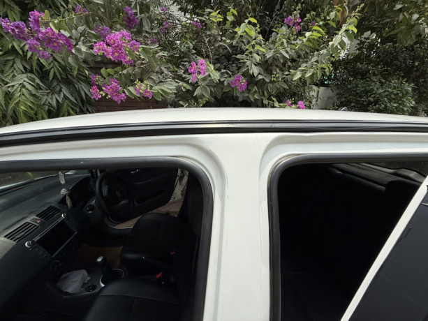 suzuki-swift-dlx-13-navigation-big-7