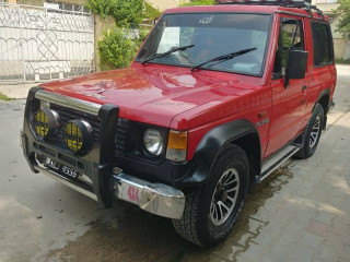 mitsubishi-pajero-1983