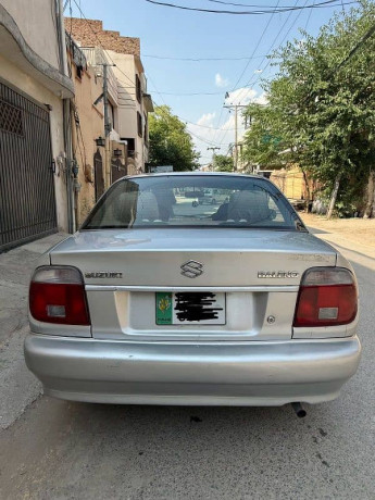 suzuki-baleno-2004-big-1