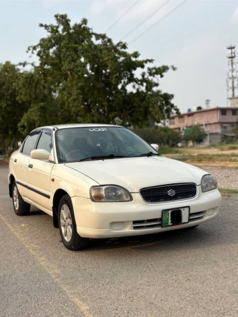 suzuki-baleno-jxr-2005-almost-total-genuine-big-0