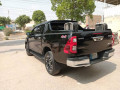 toyota-hilux-revo-v-automatic-28-2021-small-3