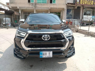 toyota-hilux-revo-v-automatic-28-2021