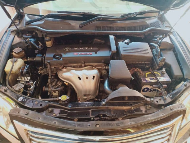 toyota-camry-2006-model-fully-loaded-and-less-driven-big-6