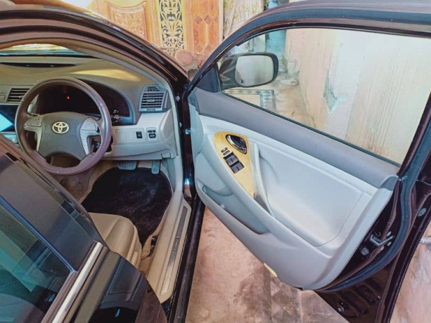 toyota-camry-2006-model-fully-loaded-and-less-driven-big-8